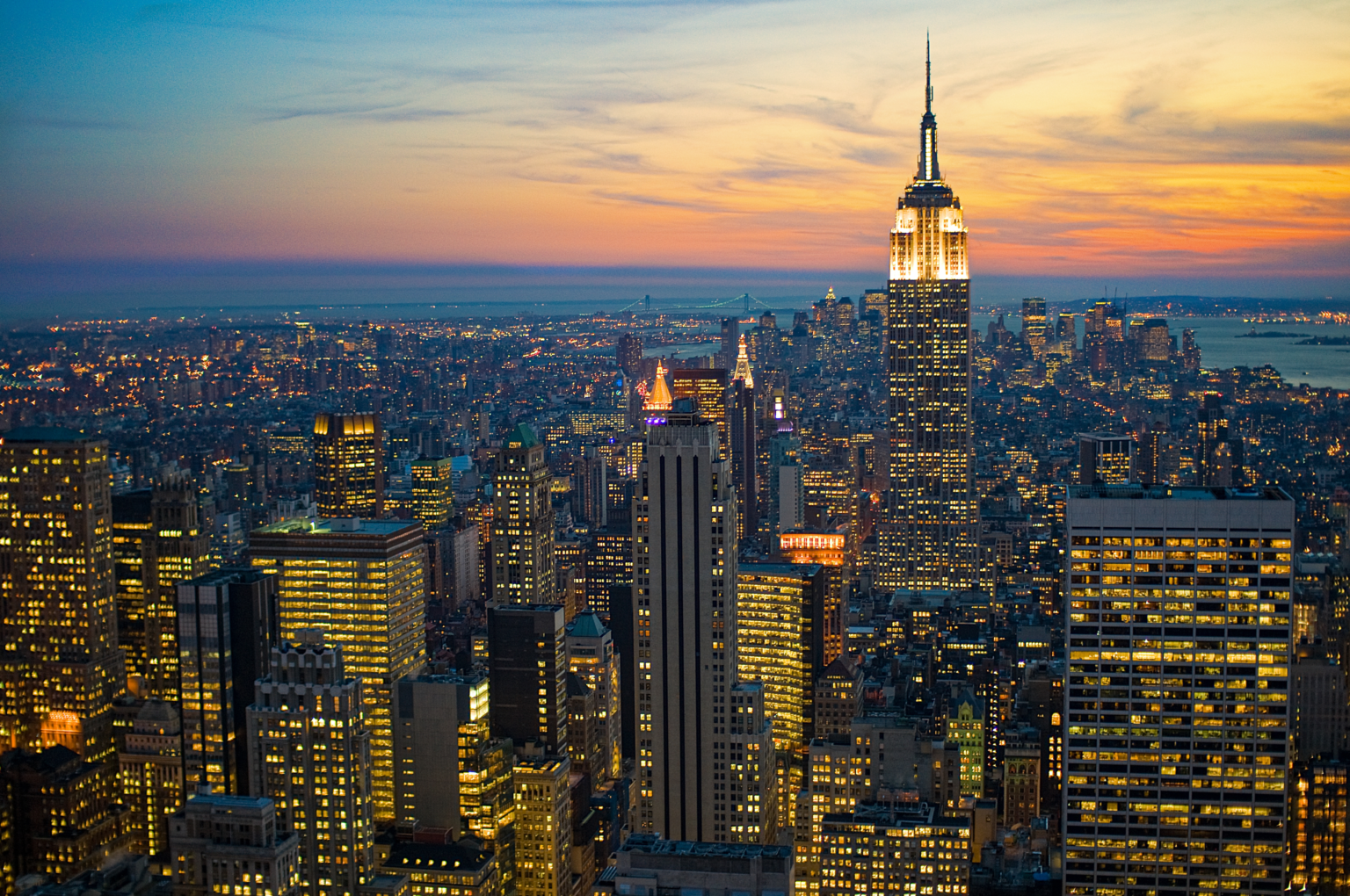 high-angle-shot-city-buildings-new-york-manhattan
